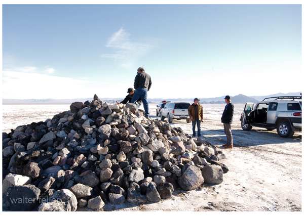 Mojave Road Traveler's Monument